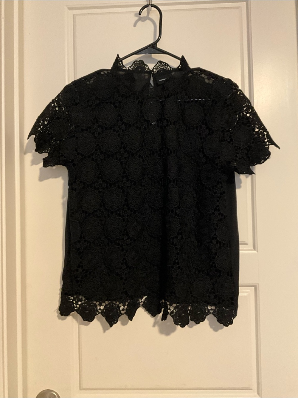Who What Wear Black Crochet Lace Short-Sleeve Top